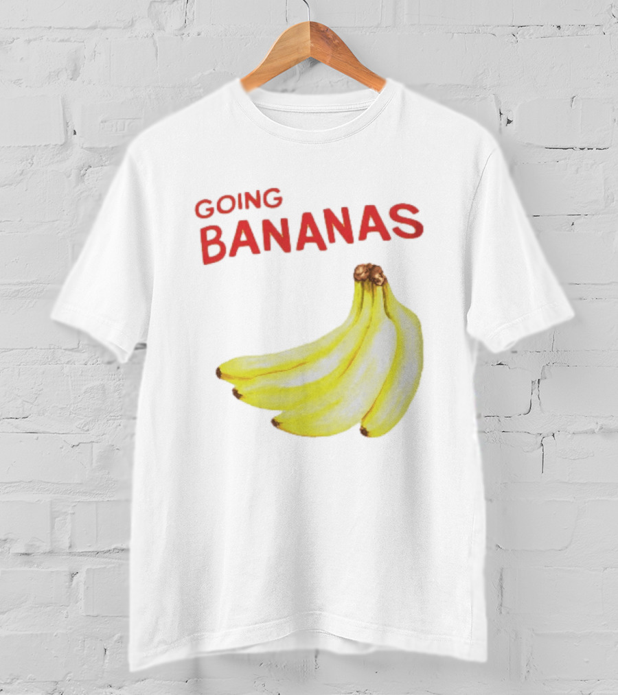 Going Bananas Funny Yellow Fruit Pun T-Shirt