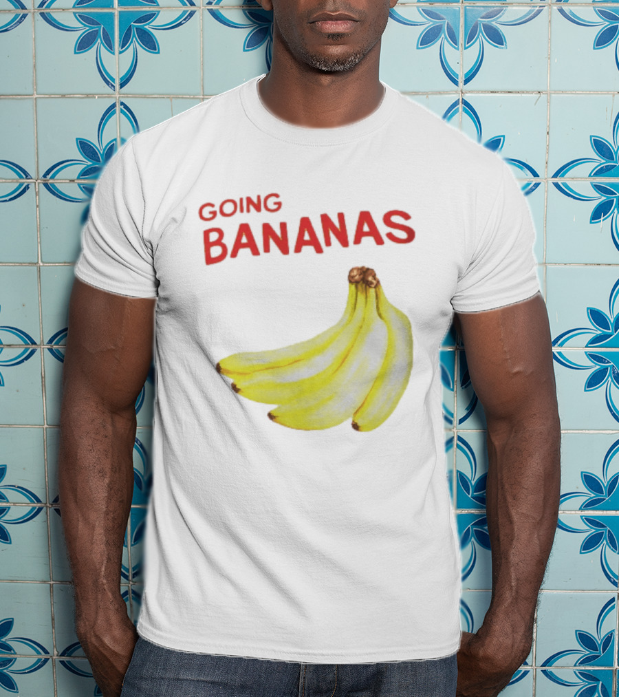 Going Bananas Funny Yellow Fruit Pun T-Shirt