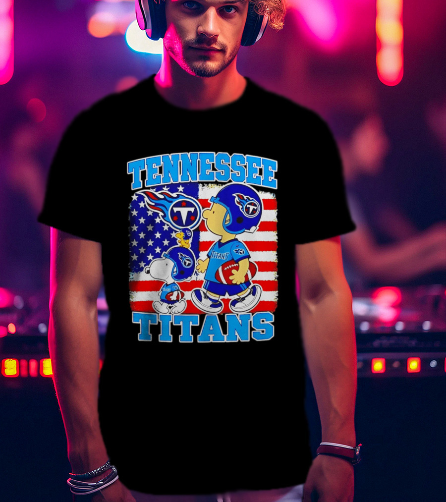 Tennessee Titans Snoopy Woodstock American Flag NFL Football 2026 T-Shirt