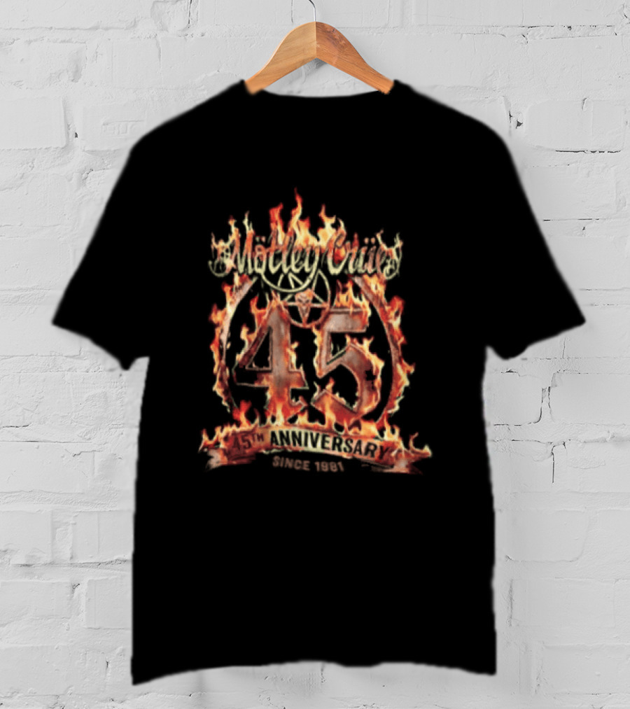 Mötley Crüe 45th Anniversary 1981 Music Band Flaming 45 T-Shirt