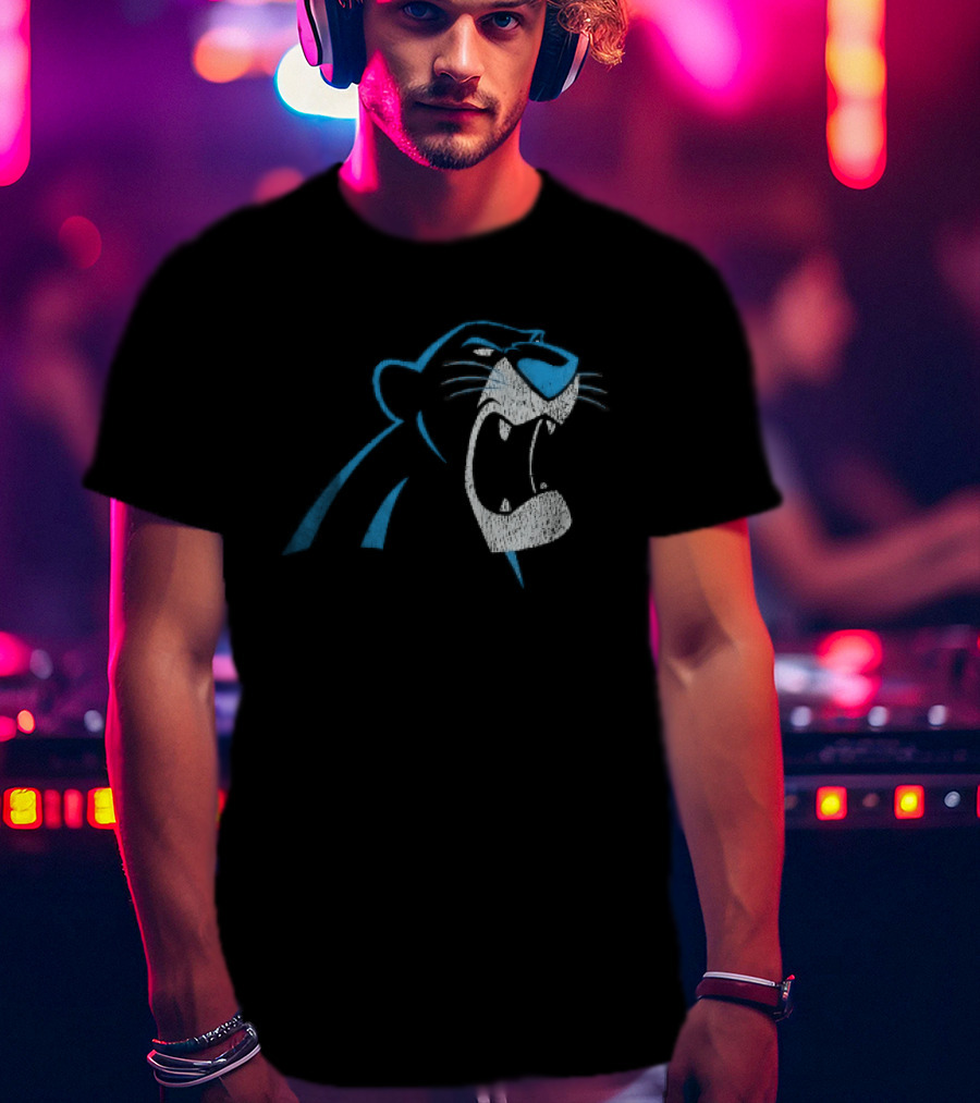 Carolina Panthers Distressed Snarling Panther NFL Team Spirit T-Shirt