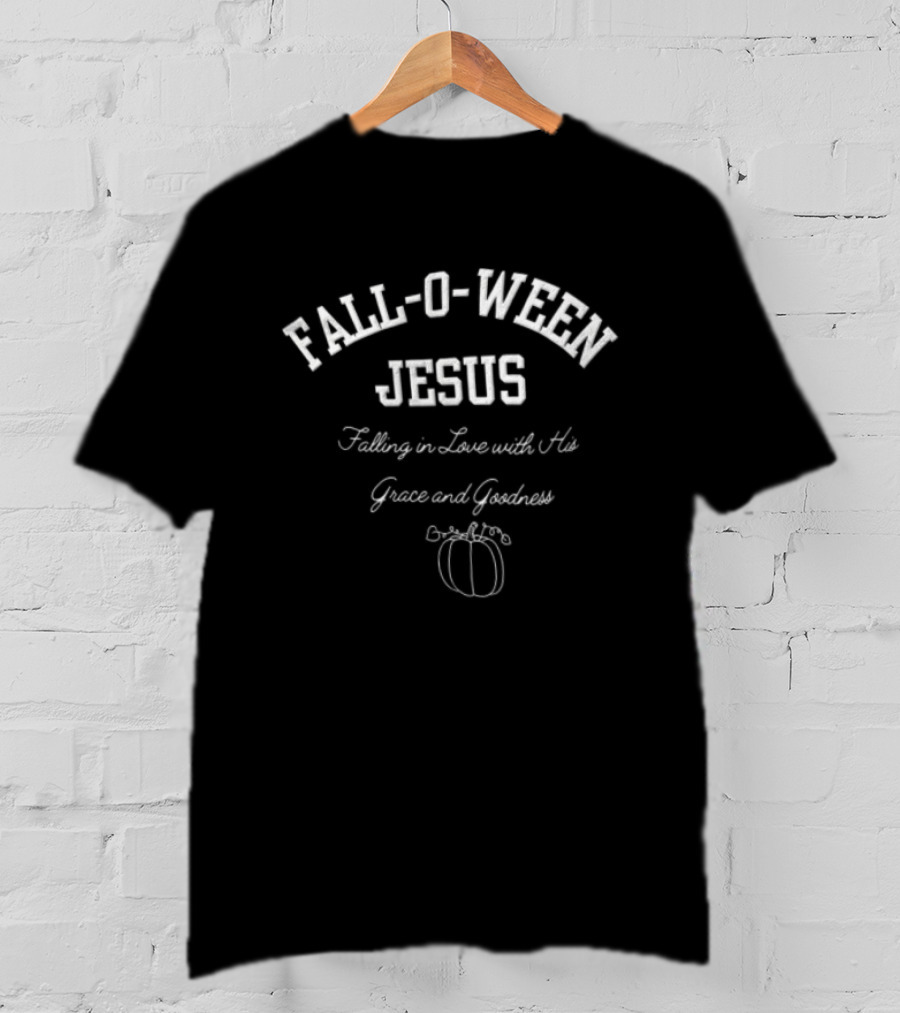 Fall O Ween Jesus Falling In Love With His Grace And Goodness Pumpkin T-Shirt