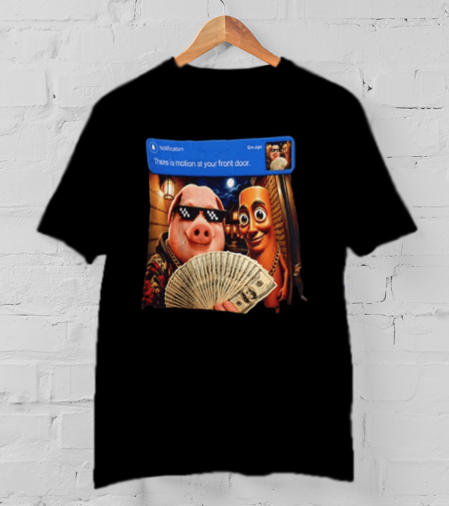 Notification Meme Pig And Wooden Man With Money Motion Alert T-Shirt