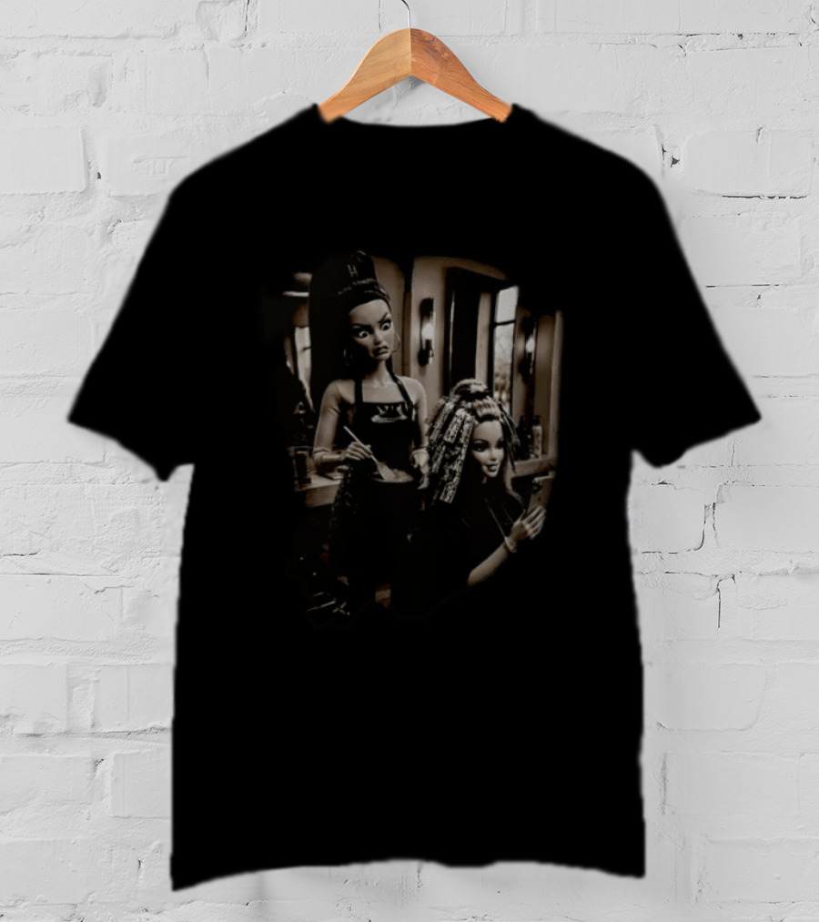 Salon Doll Face Hairdresser And Client T-Shirt