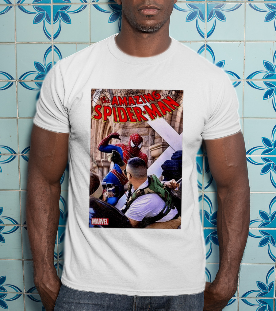 The Amazing Spider Man Marvel Comic Scene T-Shirt