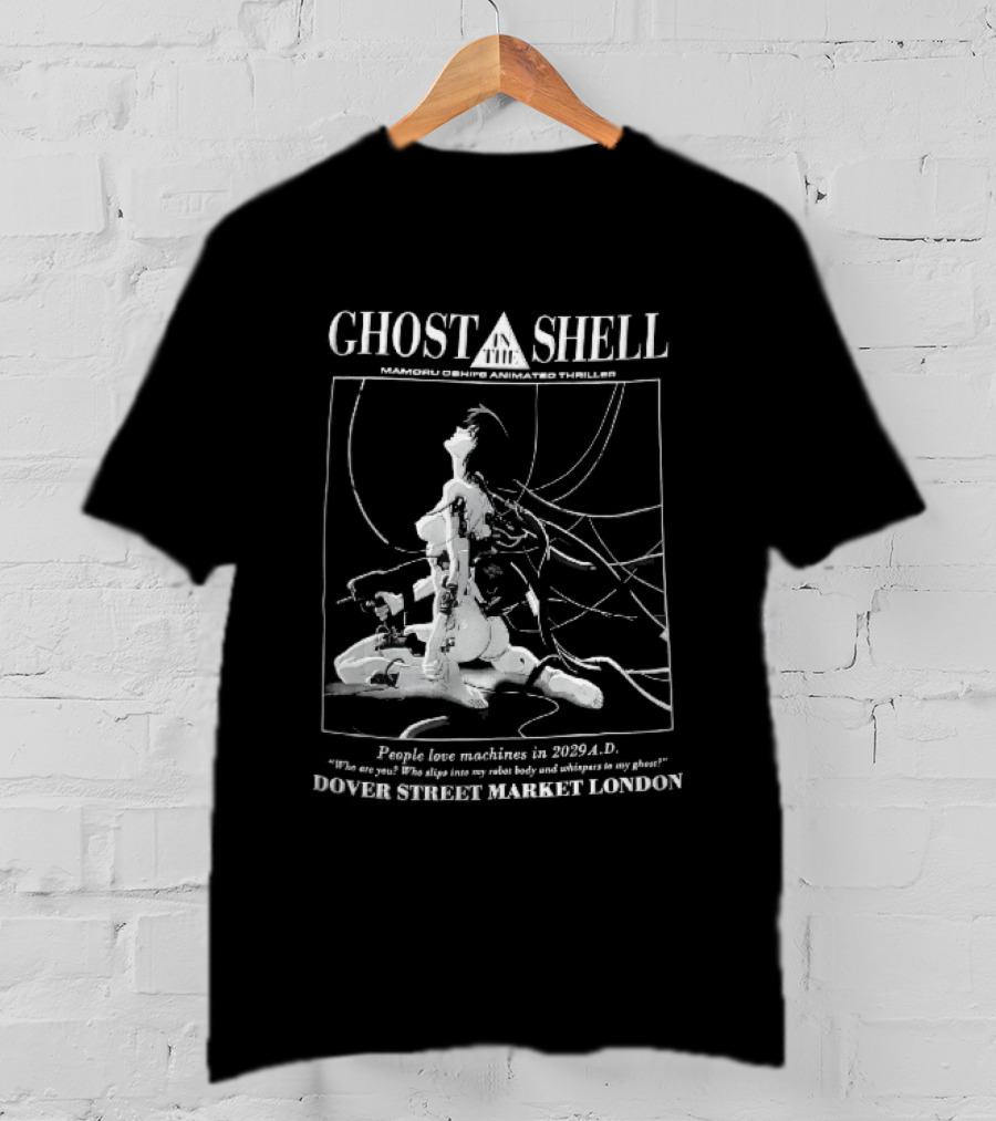 Dover Street Market London Ghost In The Shell Mamoru Oshii 2029 Cyborg Female Wires Gun People Love Machines T-Shirt