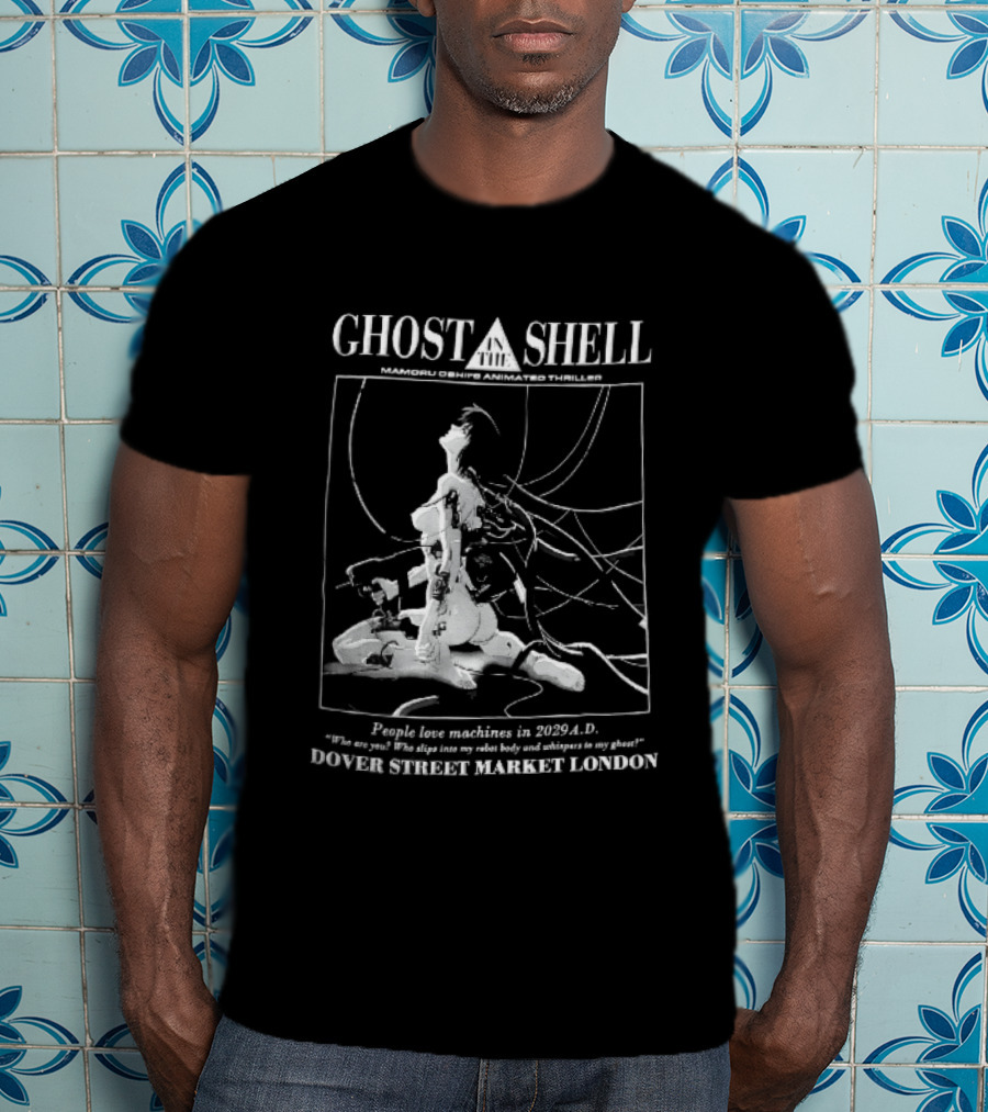 Dover Street Market London Ghost In The Shell Mamoru Oshii 2029 Cyborg Female Wires Gun People Love Machines T-Shirt