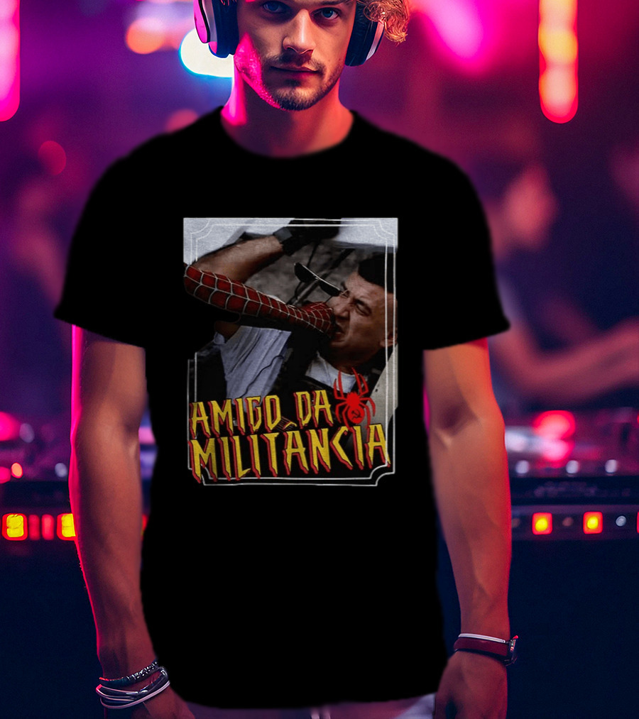 Amigo Da Militância Spider Man Punching T-Shirt