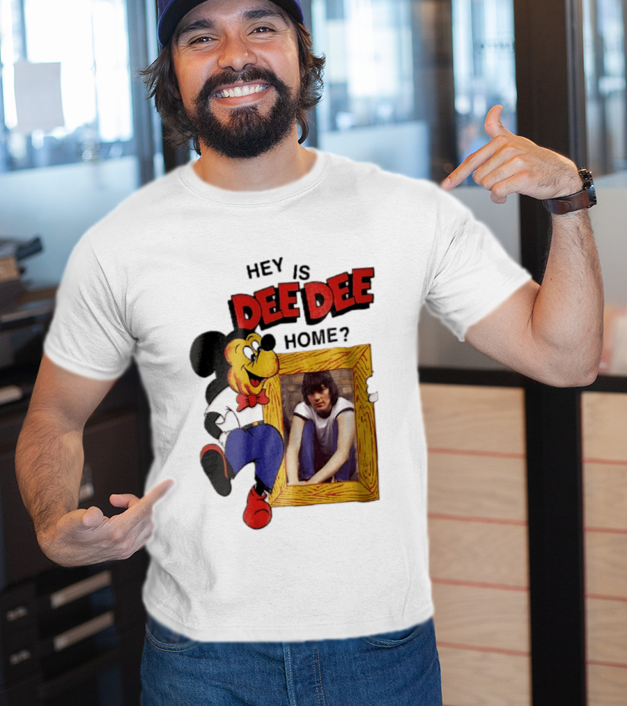 Hey Is Dee Dee Home Cartoon Mickey Mouse Holding Framed Photo T-Shirt