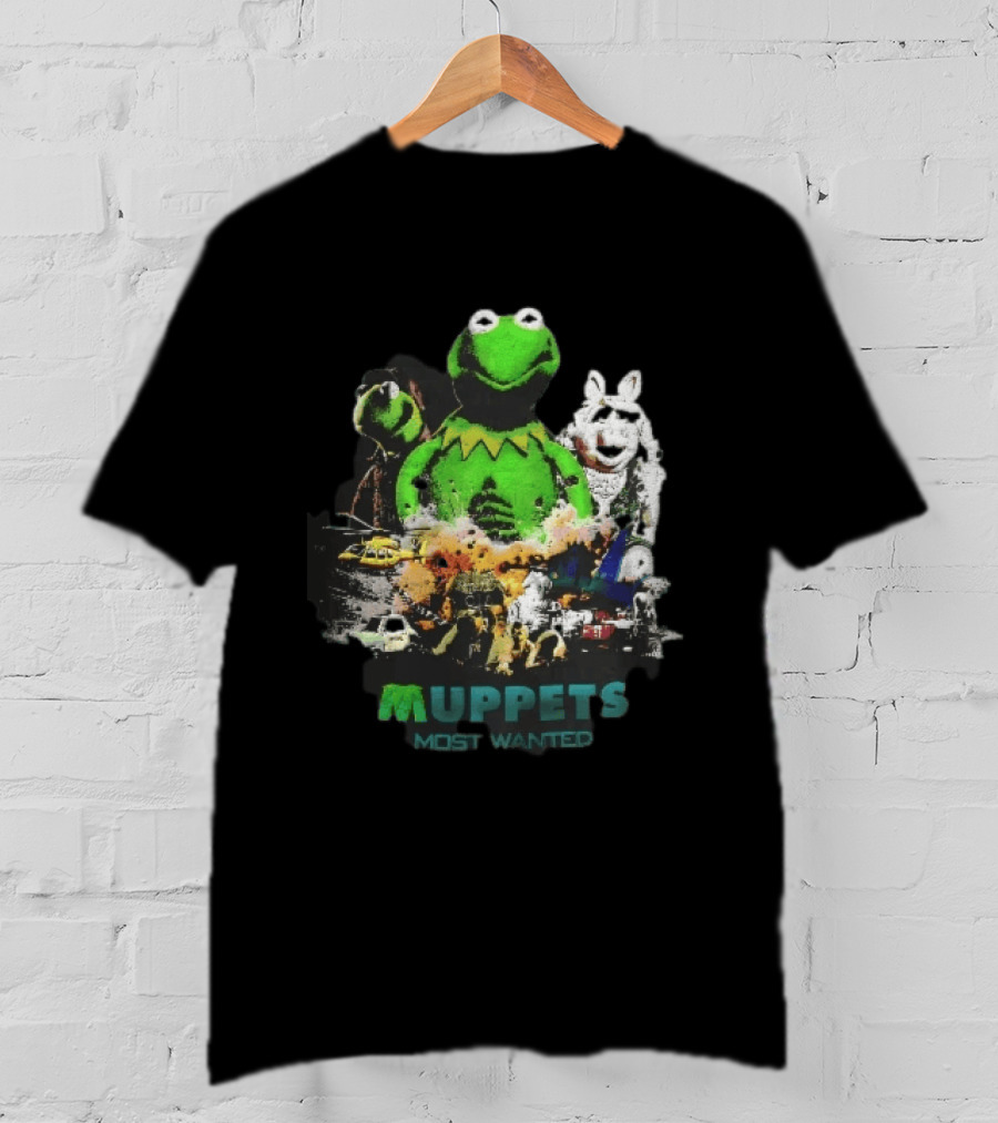 Muppets Most Wanted Kermit Frog Miss Piggy Explosion Helicopter Collage T-Shirt