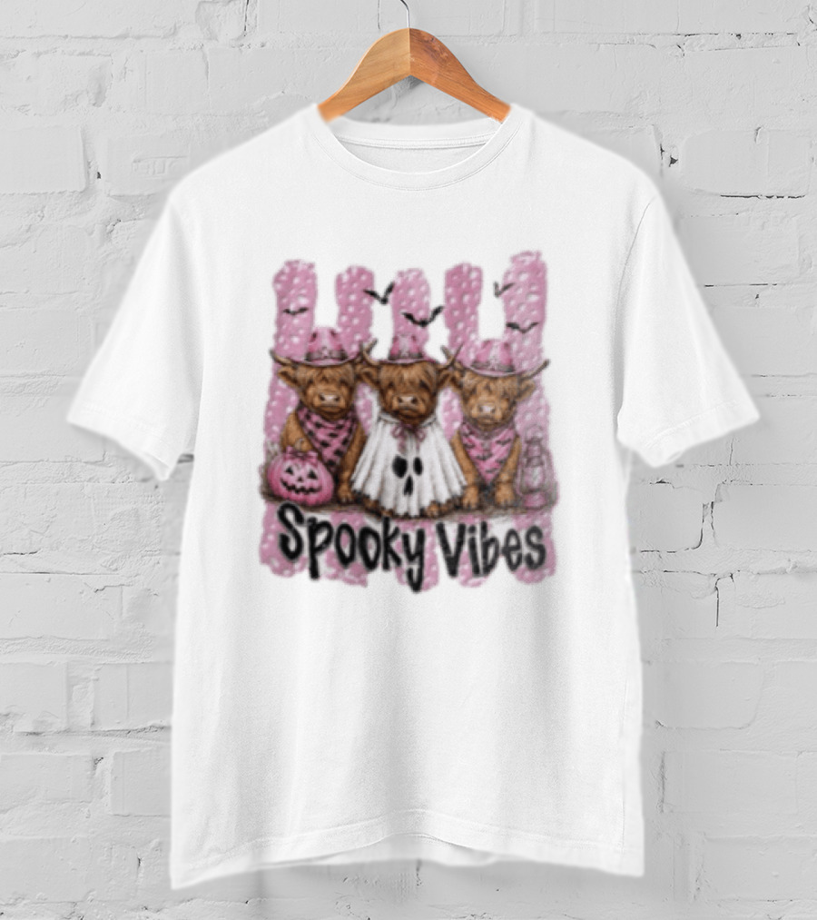 Highland Cow Ghost Pumpkin Bat Spooky Vibes Halloween T-Shirt