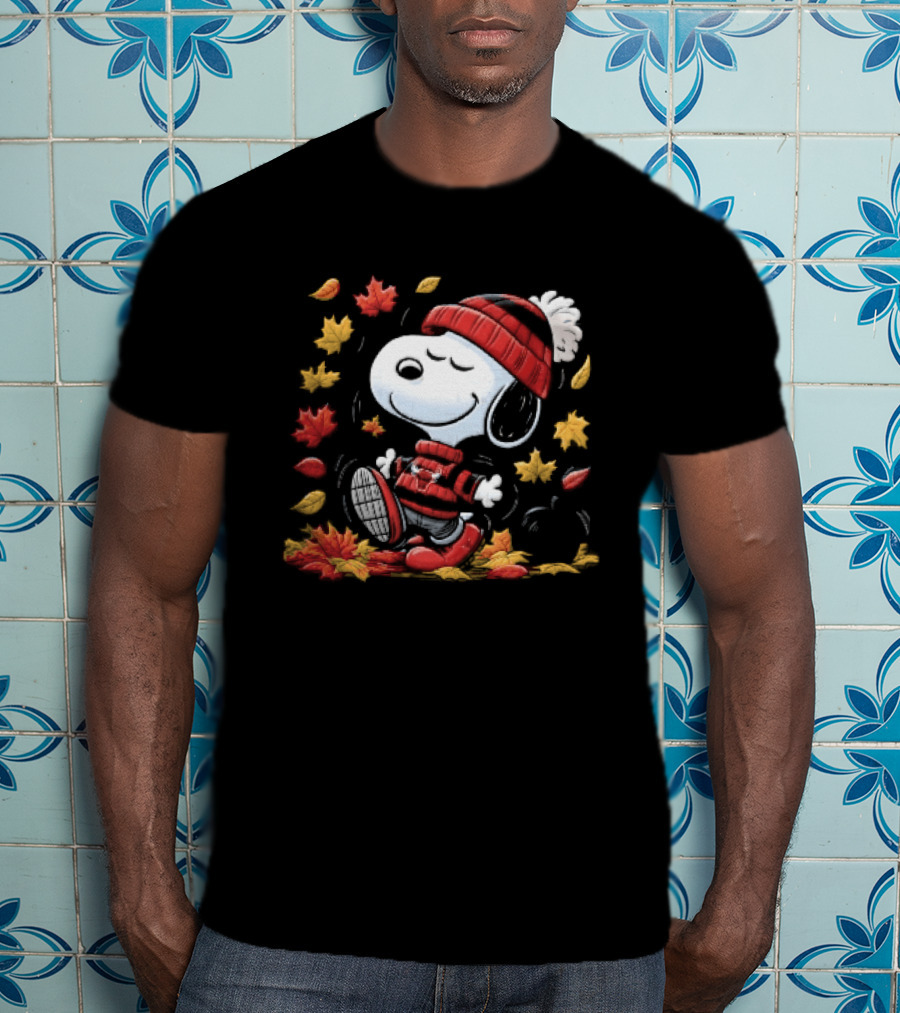 Chicago Bulls NBA Snoopy Dancing Autumn Leaves Pumpkin Cartoon T-Shirt