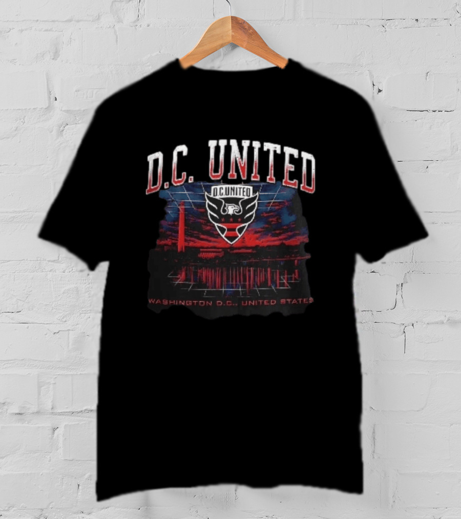 D.C. United Eagle Crest Washington Monument Reflecting Pool Washington D.C. United States T-Shirt