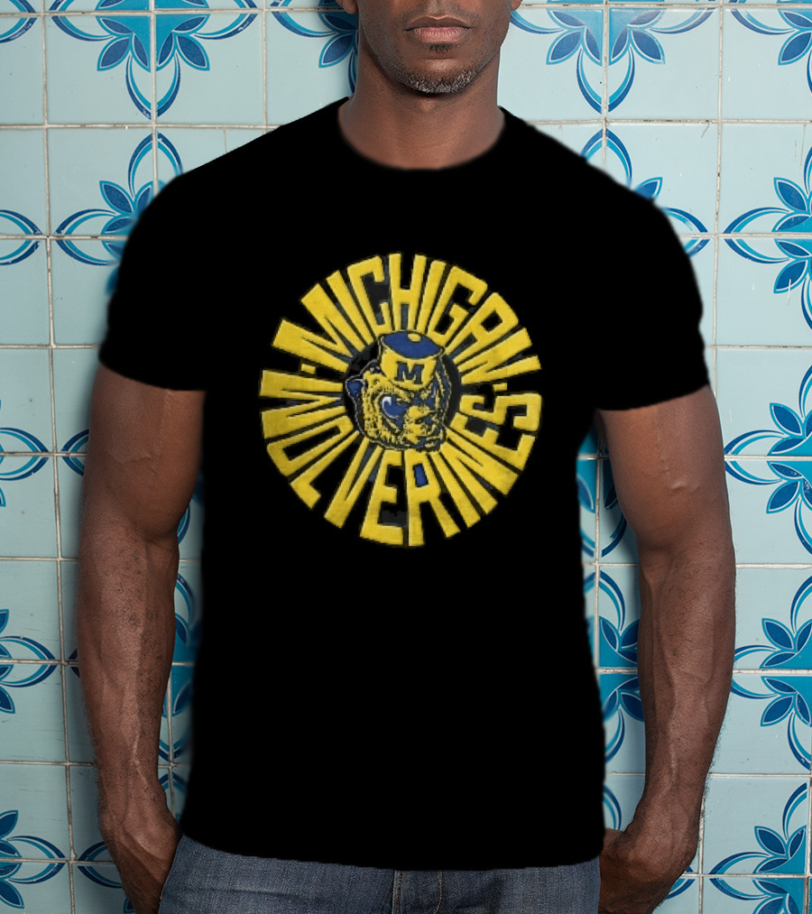 Michigan Wolverines NCAA Sailor Cap Radial Vintage Look T-Shirt
