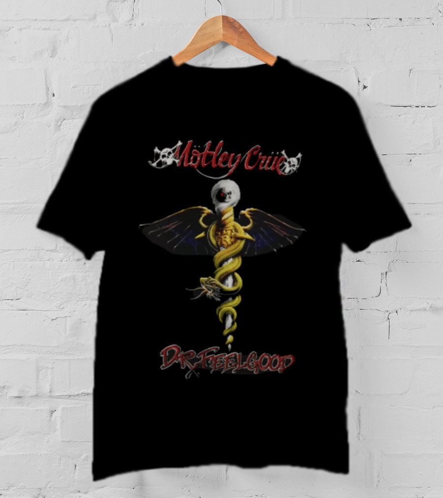 Motley Crue Dr Feelgood Snake Winged Dagger Skull T-Shirt