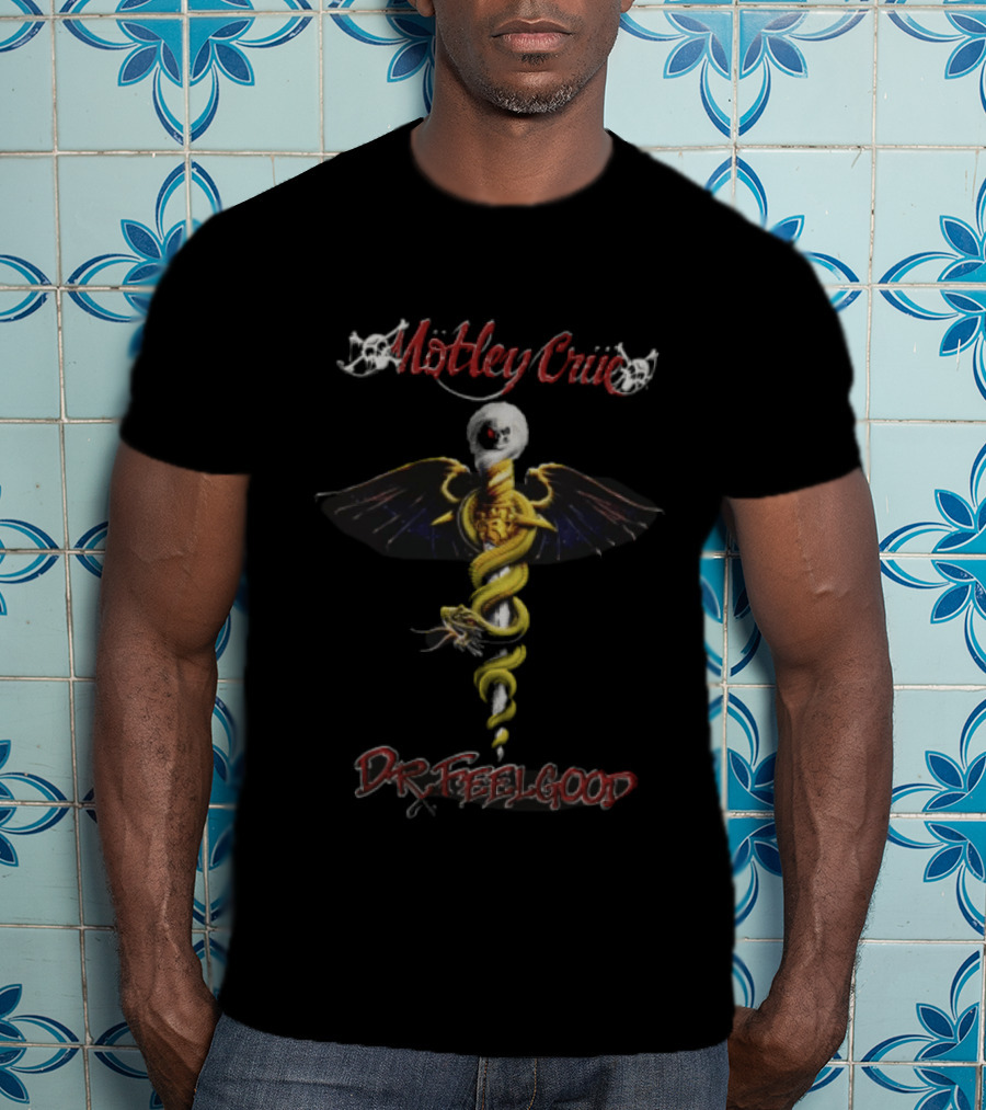 Motley Crue Dr Feelgood Snake Winged Dagger Skull T-Shirt