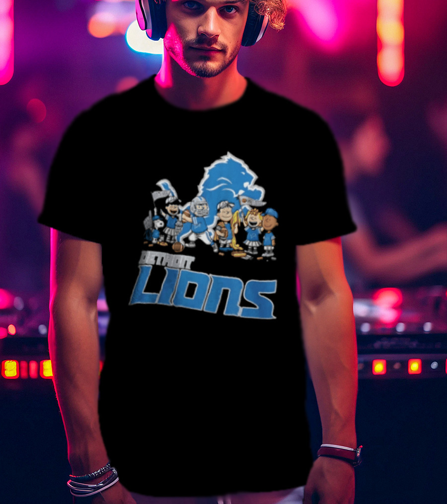Detroit Lions Charlie Brown Lucy Van Pelt Snoopy Cartoon Football Team T-Shirt