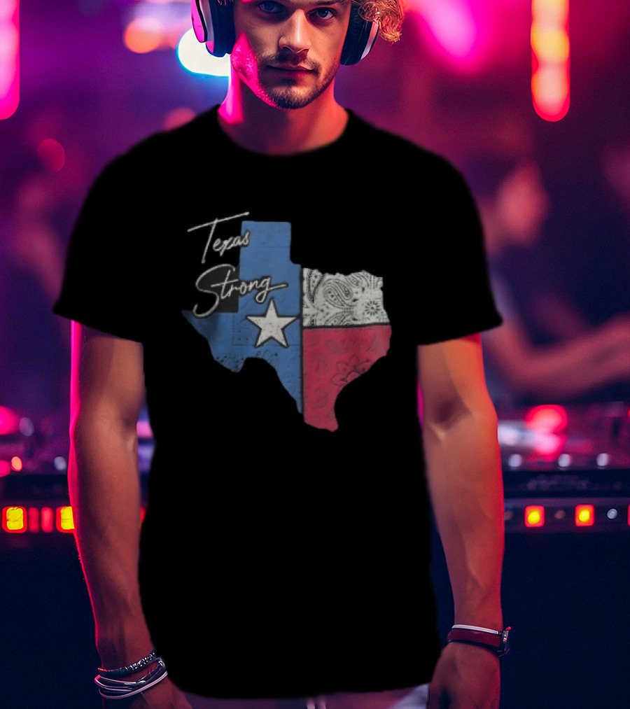 Texas Strong Lone Star Map Paisley Bandana Distressed T-Shirt