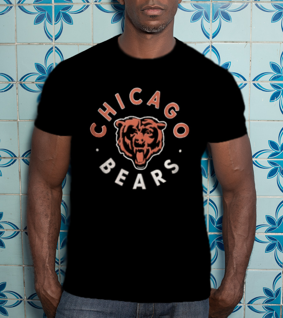 Chicago Bears Vintage Style Circular Emblem With Bear Face T-Shirt