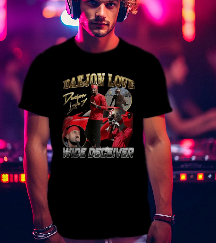 Daejon Love Wide Deceiver Red Car Helmet Bold Look T-Shirt