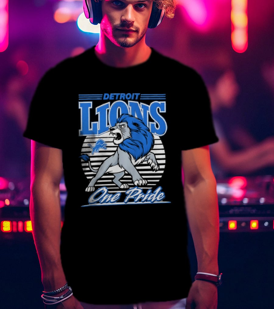 Detroit Lions One Pride Roaring Lion Fan T-Shirt
