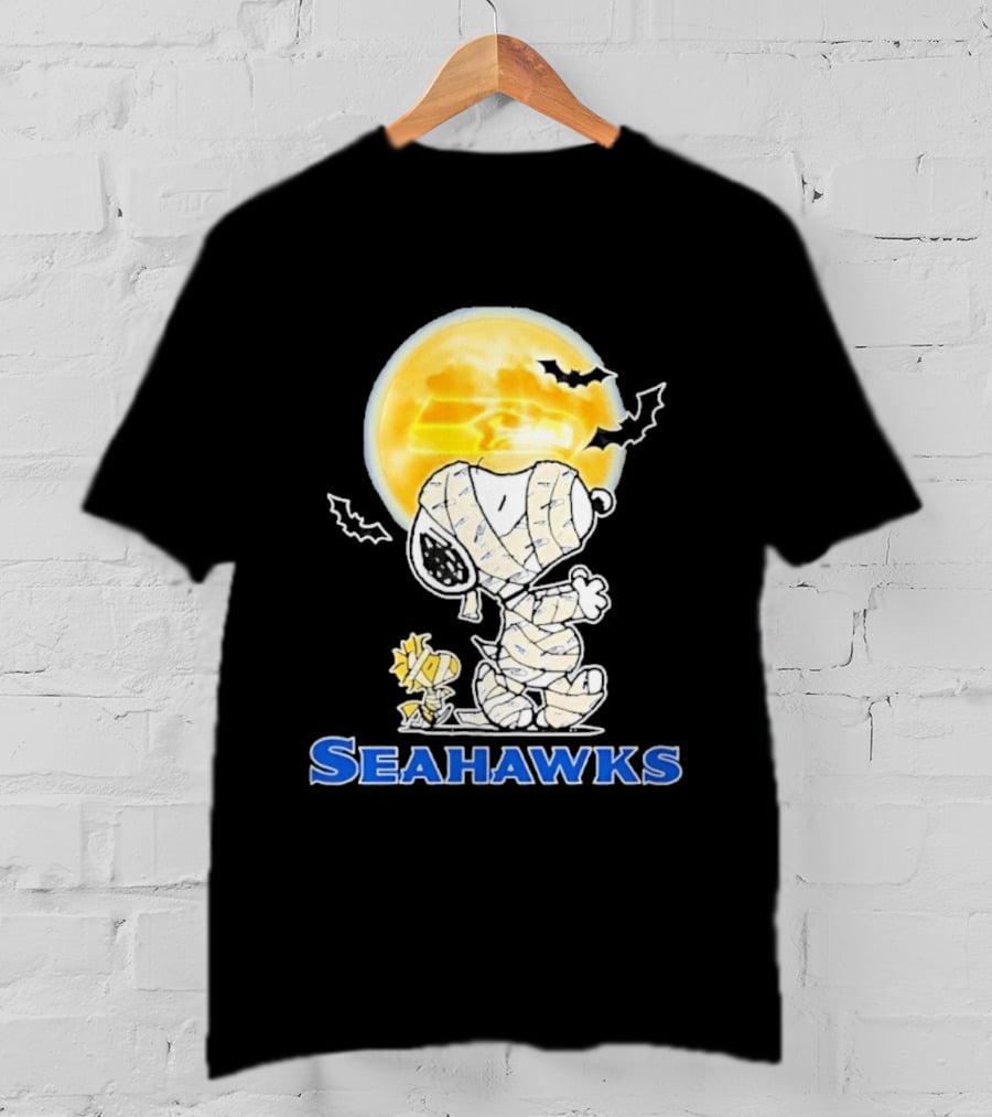 Seattle Seahawks Snoopy Mummy Halloween Moon T-Shirt