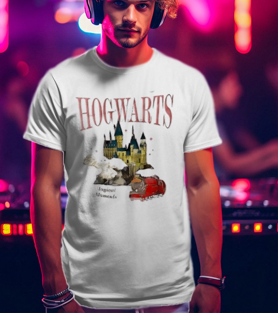 Hogwarts Castle Red Express Steam Train Magical Moments Hedwig Snowy Owl Watercolor T-Shirt