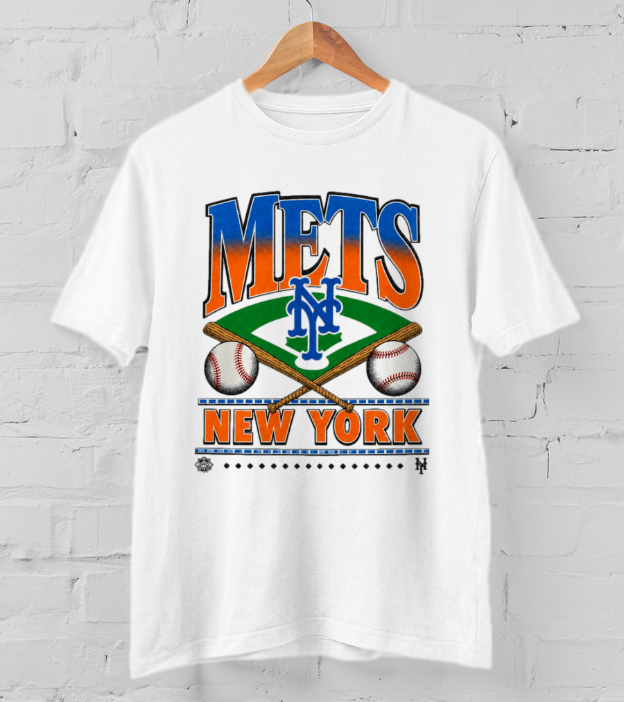Mets New York Baseball NYC Team Two Bats Two Baseballs Crossed Bat T-Shirt