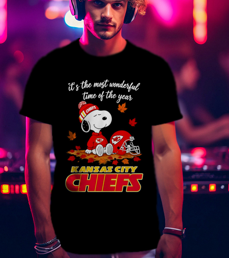 Snoopy Kansas City Chiefs It's The Most Wonderful Time Of The Year T-Shirt