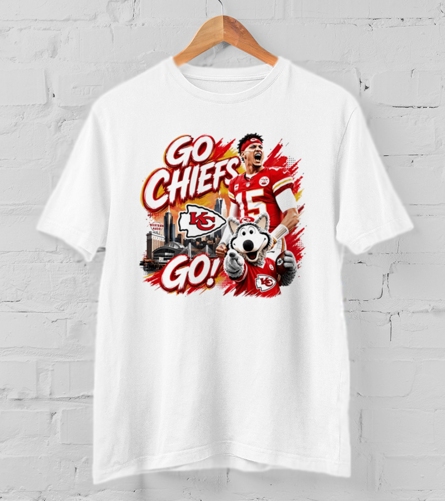 Go Chiefs Kansas City Patrick Mahomes 15 KC Football T-Shirt