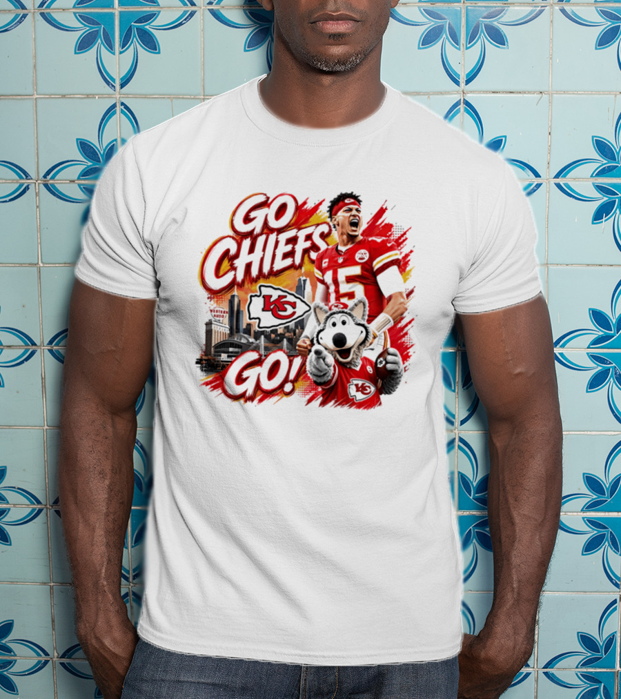 Go Chiefs Kansas City Patrick Mahomes 15 KC Football T-Shirt