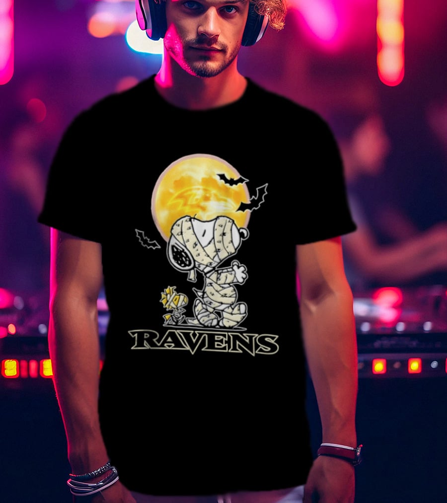 Ravens Halloween Snoopy Woodstock Mummy Festive 2026 T-Shirt