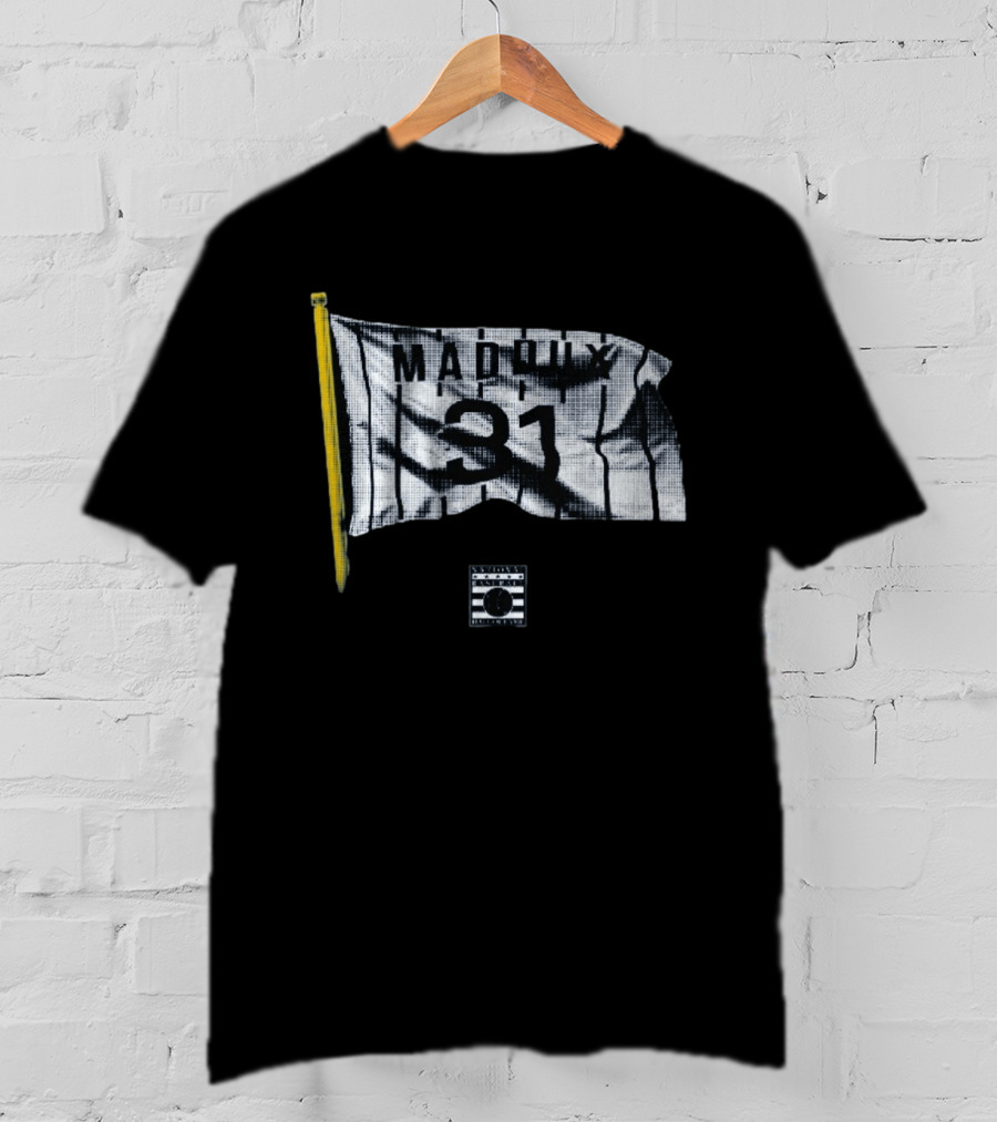 Greg Maddux 31 Striped Flag T-Shirt