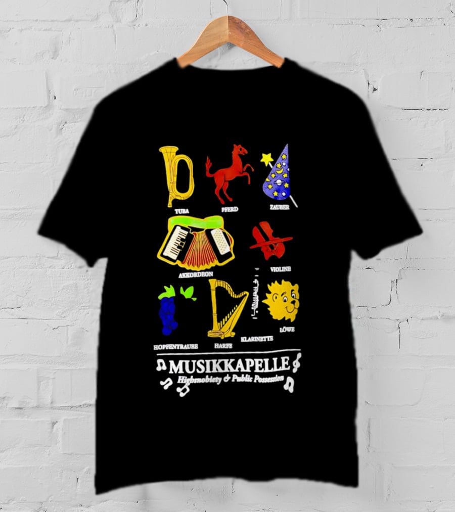 Musikkapelle Highsnobiety And Public Possession Tuba Speed Zauber Akkordeon Wolke Hopfentruabe Harfe Klarinet Löwe T-Shirt
