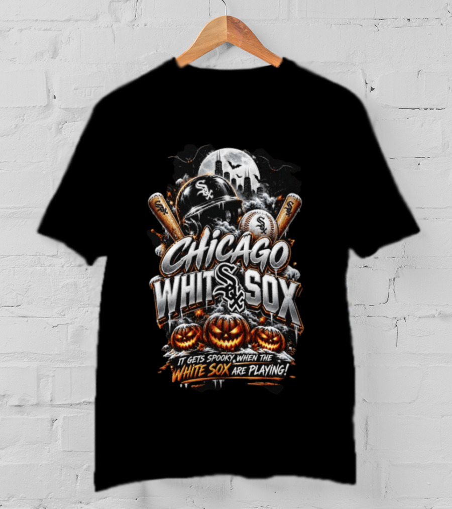 Chicago White Sox It Gets Spooky When The White Sox Are Playing Halloween T-Shirt