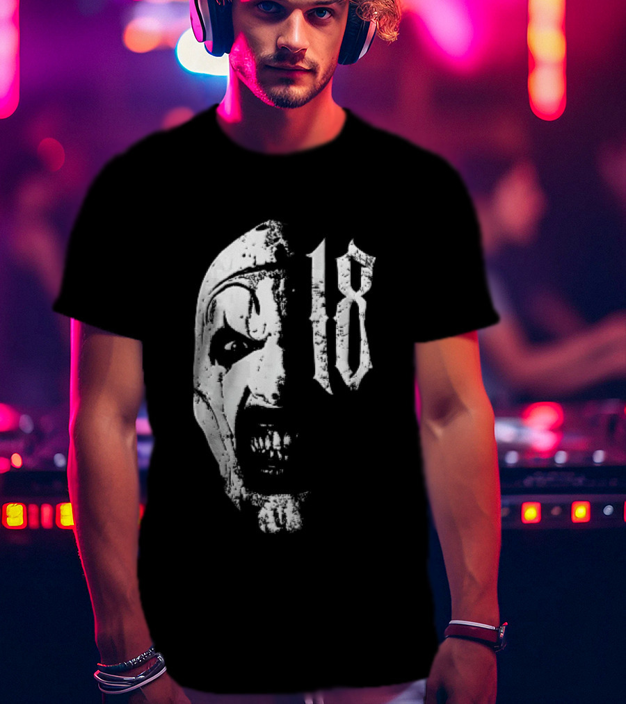 18 Terrifier Clown Distressed Half Face Screaming T-Shirt