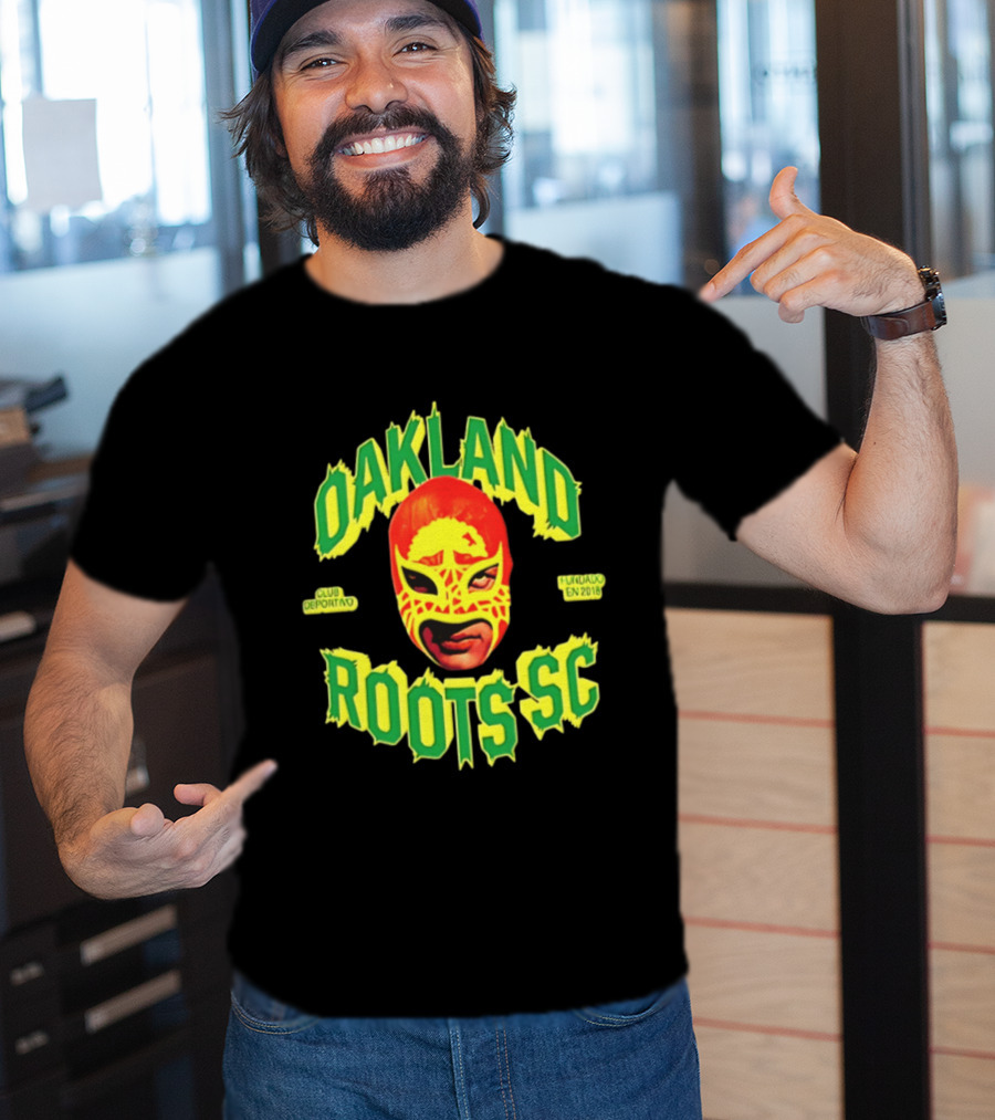 Oakland Roots SC Mucho Punk Máscara Luchador Club Deportivo Fundado En 2018 T-Shirt