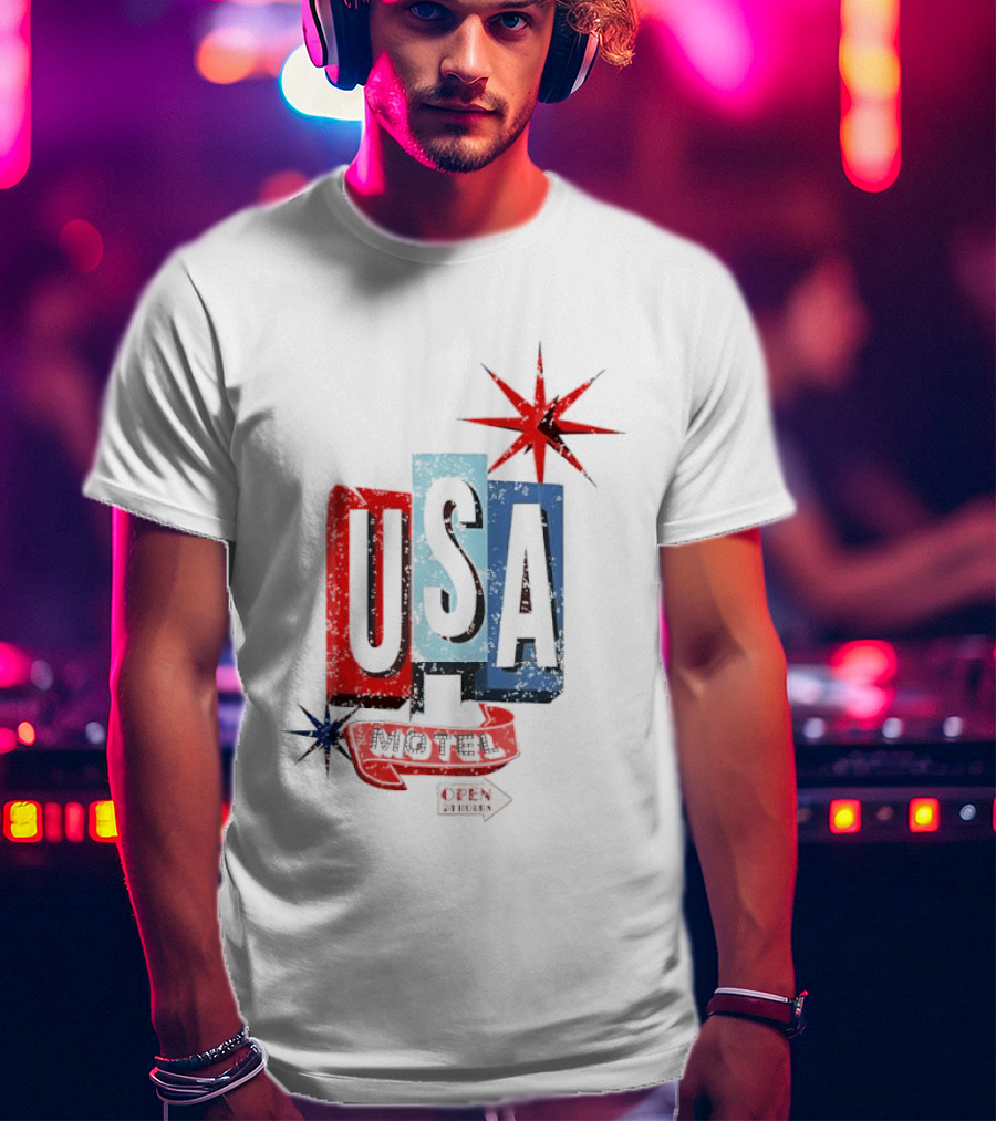USA Motel Open 24 Hours Retro Sign With Stars T-Shirt