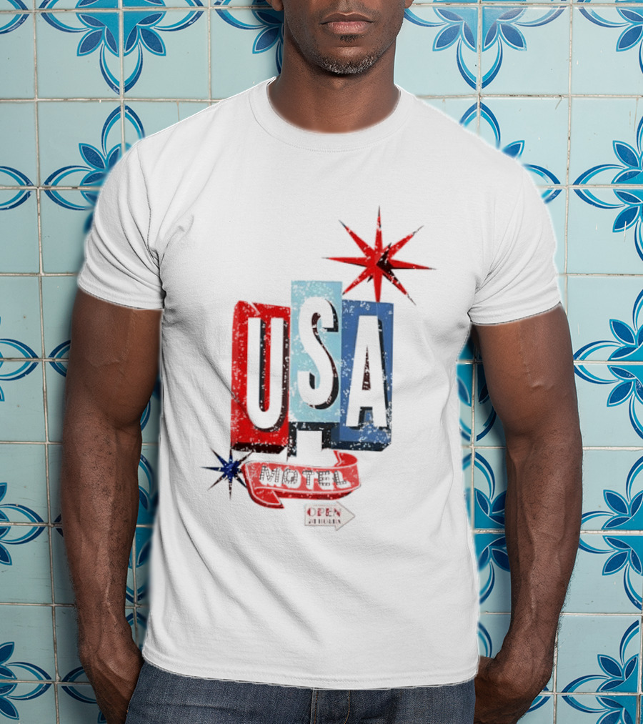 USA Motel Open 24 Hours Retro Sign With Stars T-Shirt