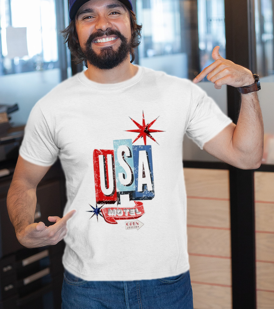 USA Motel Open 24 Hours Retro Sign With Stars T-Shirt