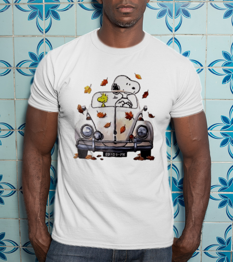 Peanuts Snoopy Woodstock Driving Car Autumn Leaves Watercolor Cartoon 09 Mk T-Shirt