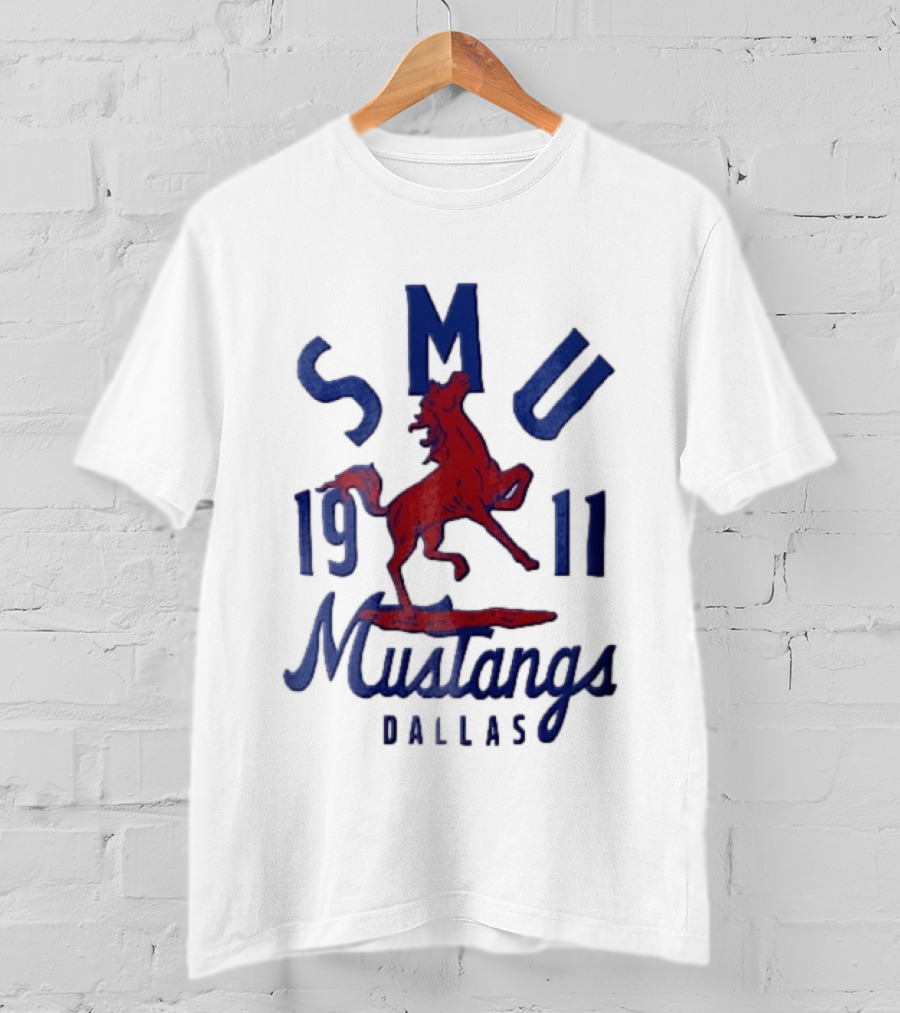 SMU Mustangs Dallas 1911 Red Rearing Horse T-Shirt
