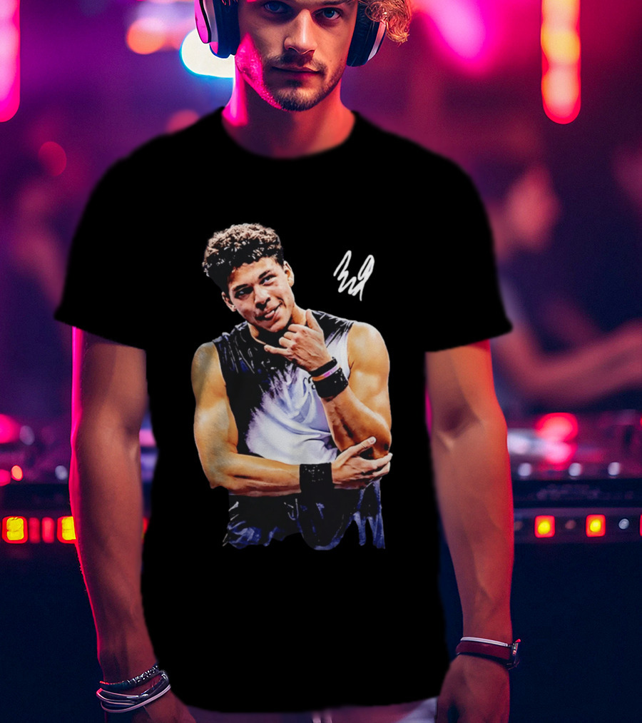 Ben Shelton Call Answered Tennis Gesture T-Shirt