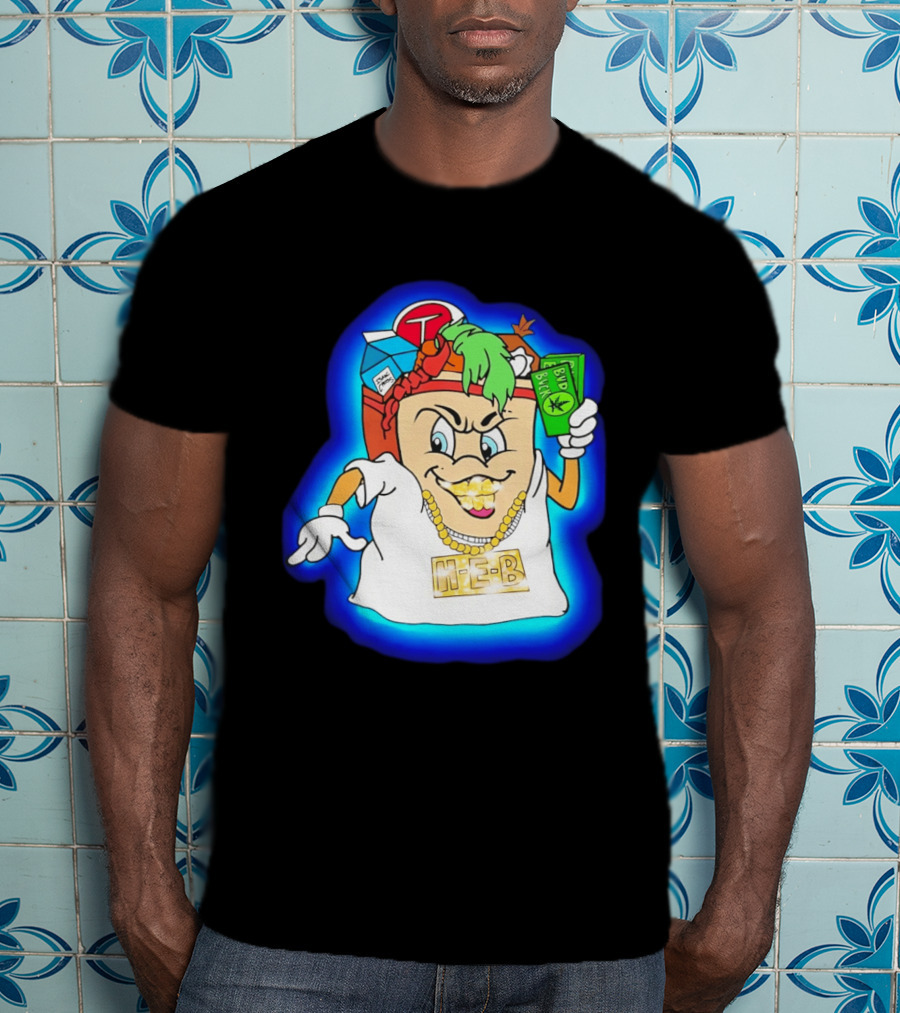 H E Buddy Bud Bucks Character Holding Bud Buck Bills And Wearing Gold Chain With Bling H E B T-Shirt