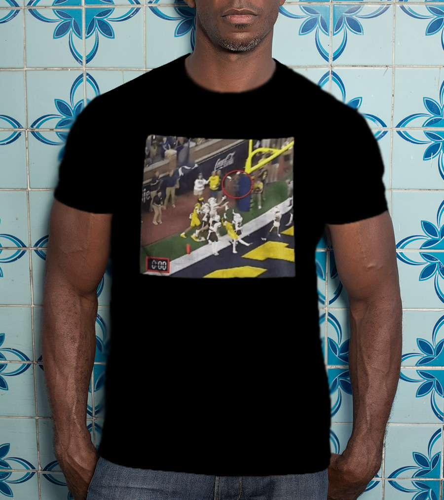 Michigan Wolverines NCAA Football Endzone Goalpost Red Circles 0:00 Photo T-Shirt