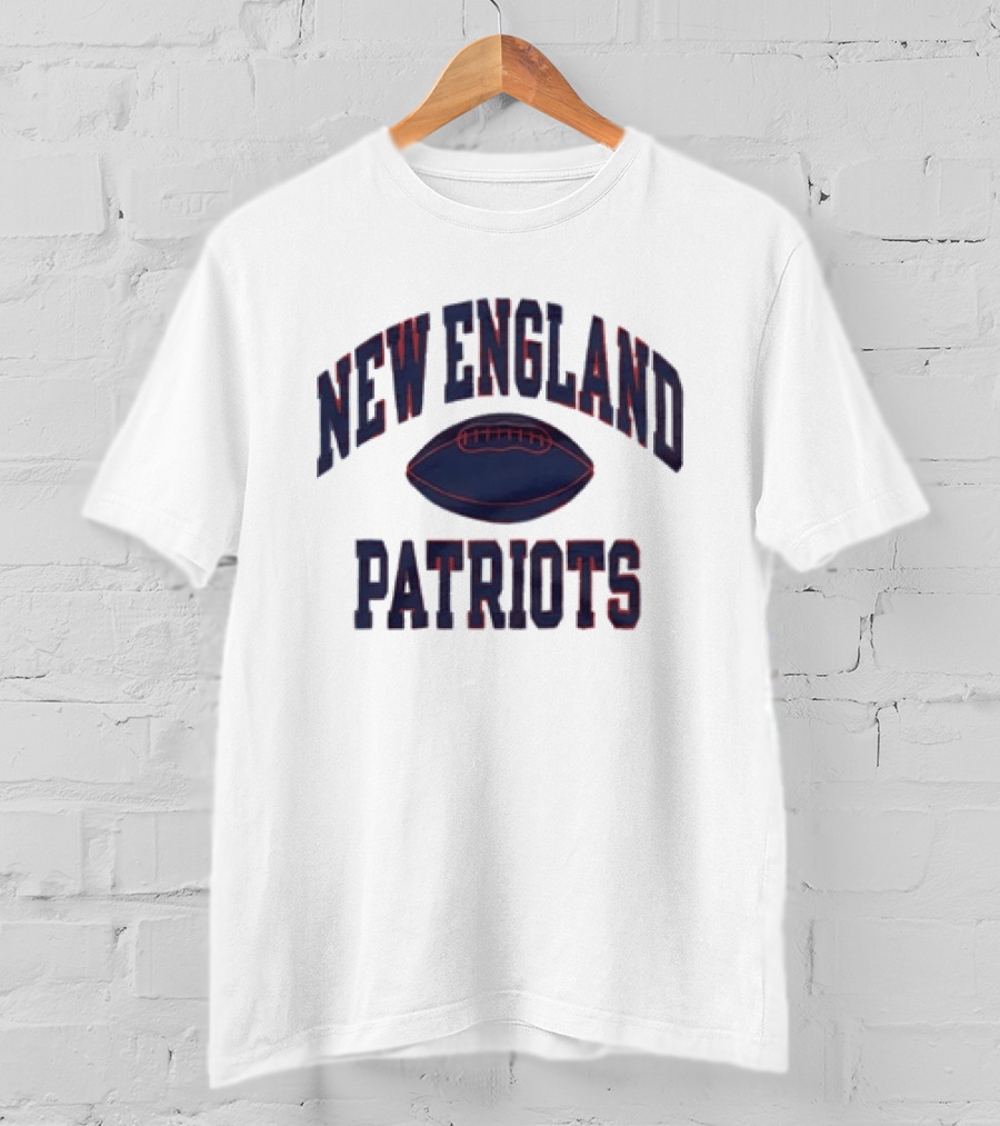 New England Patriots Gridiron Lightweight Football T-Shirt