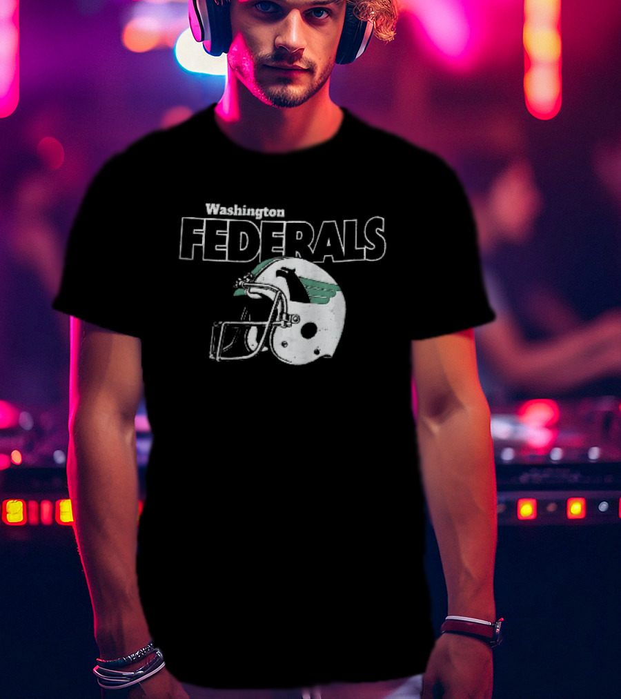 Washington Federals Distressed Football Helmet Green Eagle T-Shirt