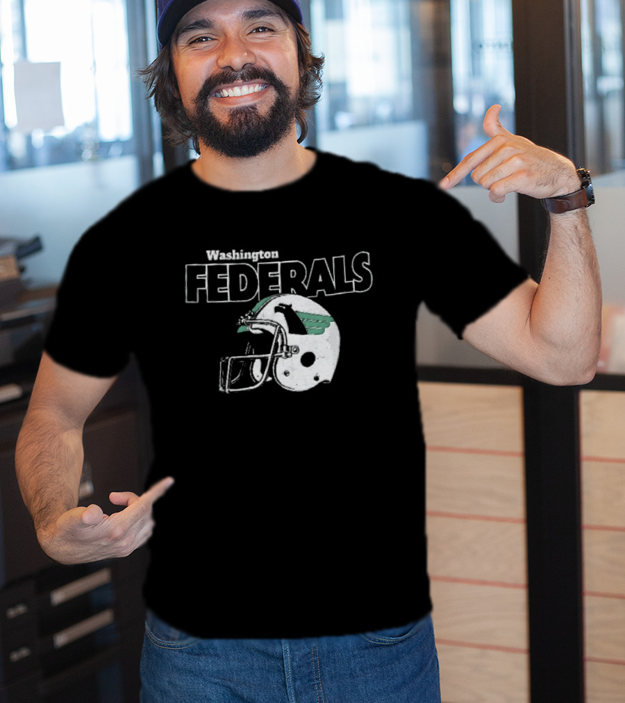 Washington Federals Distressed Football Helmet Green Eagle T-Shirt