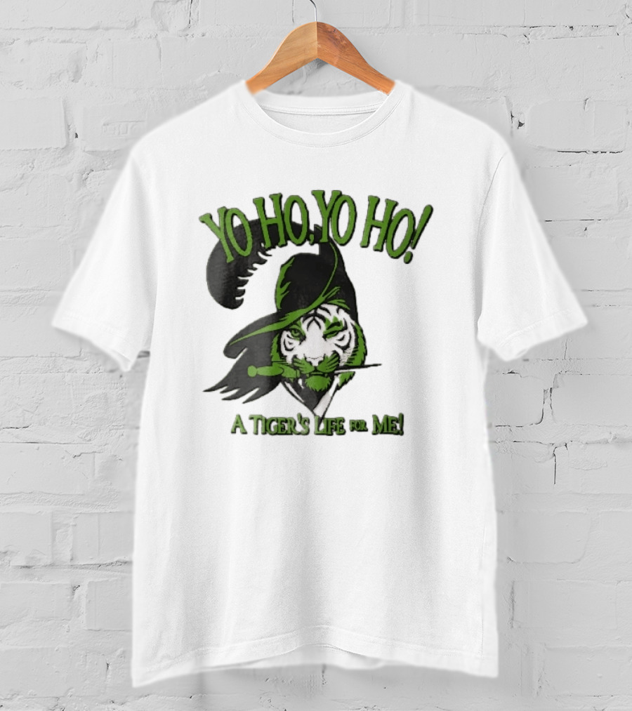 Yo Ho Yo Ho Pirate Tiger Winking Dagger A Tiger's Life For Me T-Shirt
