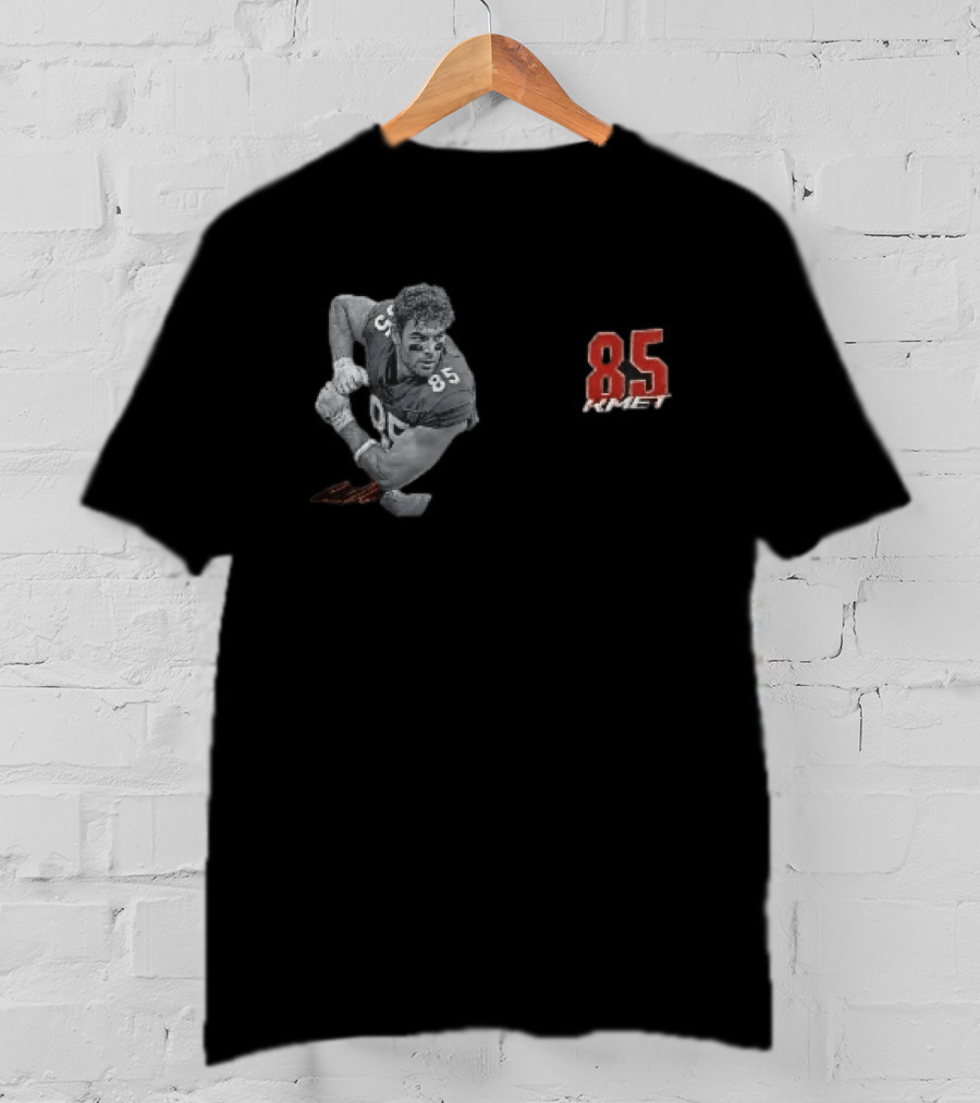85 Kmet Monochrome Football Action Pose Red Jersey Number T-Shirt